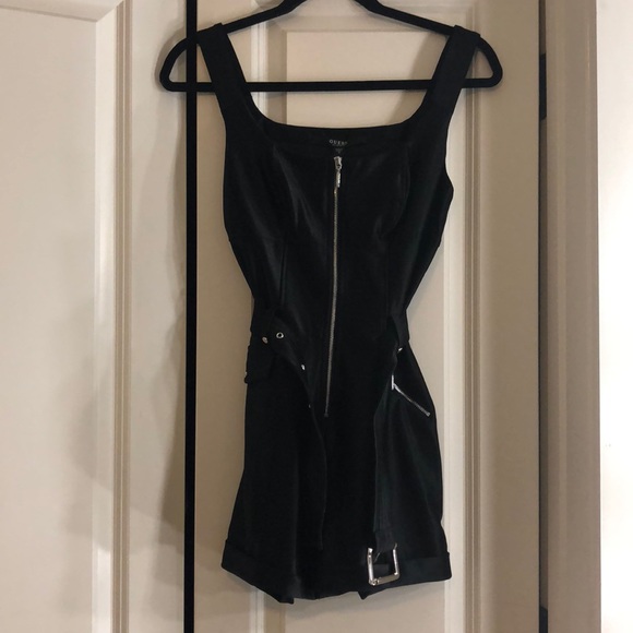 Super Cute Black Guess Romper - Picture 3 of 4
